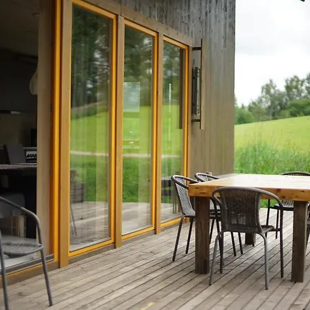 Kivi Talu Country Puhkepark 3*